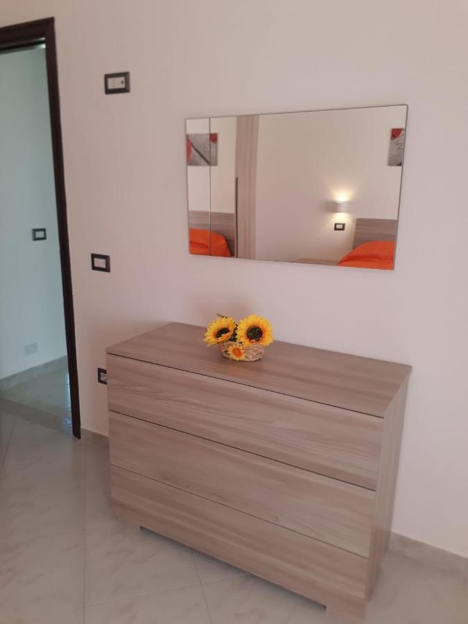 Il Girasole Apartment Bosa Luaran gambar