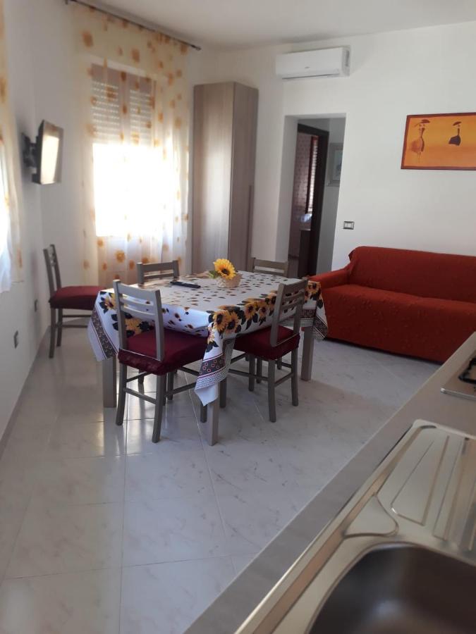 Il Girasole Apartment Bosa Luaran gambar