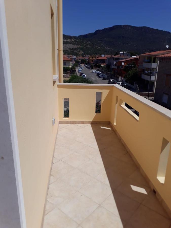 Il Girasole Apartment Bosa Luaran gambar